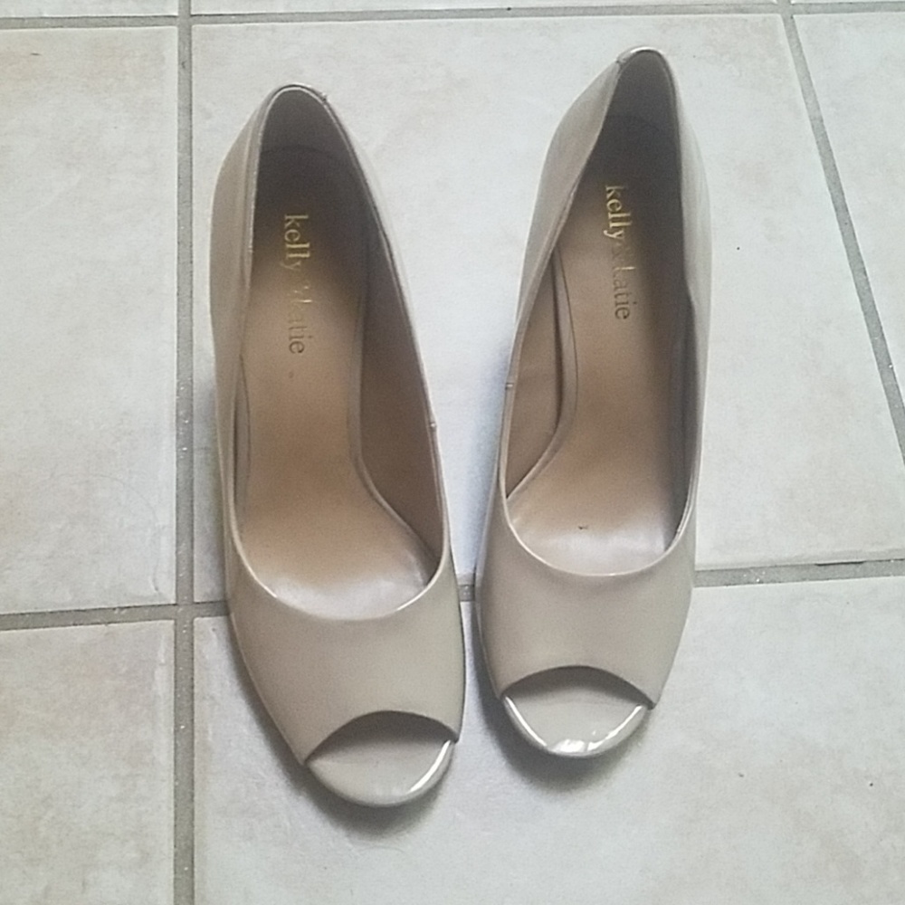Kelly and Kate heels